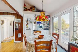 Eagle Harbor House World Cup Availability - 1