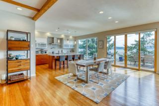 Paradise Cove Retreat - 1