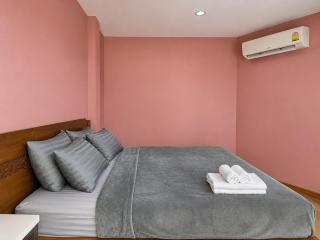 Sammy Seaview Beachfront Homestay - 3