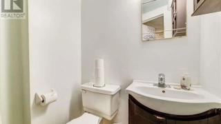 Toronto 6BR Nest ꟾ Zoo ꟾ Hwy 401 ꟾ Free Parking - 4