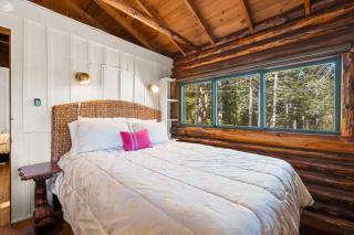 Dreamy Wooded Cabin W/ Spacious Deck, Free WiFi, Secluded Location & More - 2