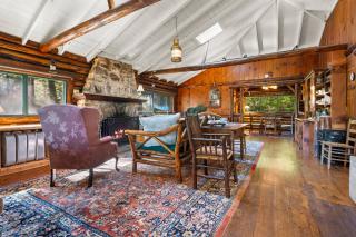 Dreamy Wooded Cabin W/ Spacious Deck, Free WiFi, Secluded Location & More - 1