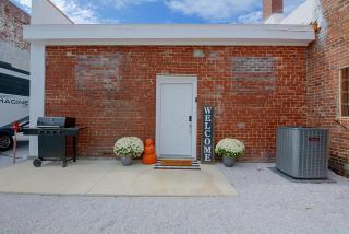 Galena Route 66 Retreat w/ Historic Brick Style - 6