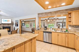 Dog-Friendly Home with High-Speed WiFi, Washer/Dryer, Central AC, & Adult Bikes - St. Augustine - 1