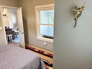 Sunrise Cottage - 1