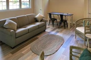 Captivating Patrician Shores Cottage - 6