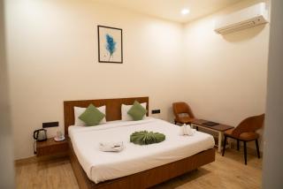 Topaz hotel - 4