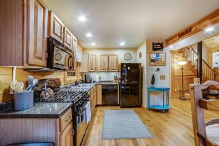 Hideaway Chalet - 4