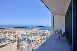 Panorama 20th Floor Suite with Magnificent Views - 0