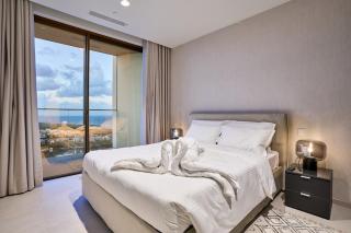 Sky High Luxury Apartment with Infinite Sea views - 6