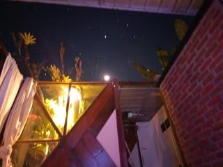 Astros! glamping romántico con techo corredizo - 0