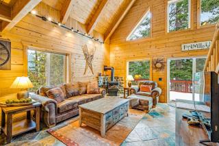Keechelus Lodge - 7