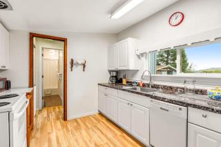 Seabeck Cottage on Hood Canal - 3