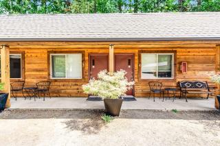 Quilcene Lodge at Mount Walker Inn - 0