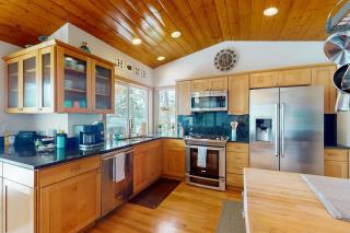 Waterfront Retreat at Church Point - 3