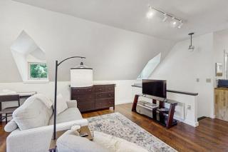 Horsefeathers Farm Studio - 5