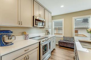 Front Street Suite - 2