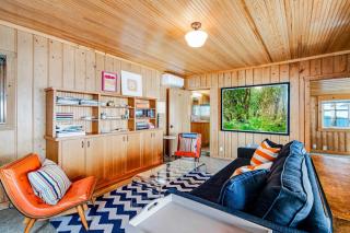 Sunrise Beach House - 2