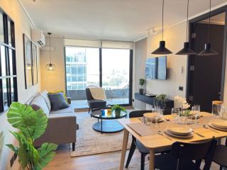 HOM 2bed with breakfast and terrace floor 10 Alto LasCondes - 9