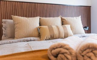 HOM 2-bed for 4 with breakfas y pool gym and parking - 8