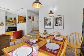 Highridge Condo Unit F2 - 6