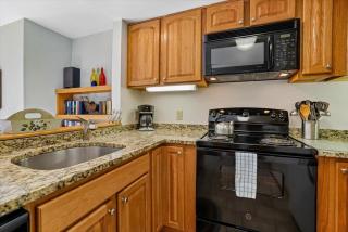 Highridge Condo Unit F2 - 1