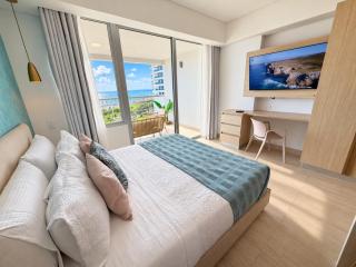 Suite con Balcón / Piscina y Jacuzzi / 3 min del Aeropuerto / CB - 623 - 7