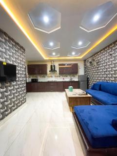 Spacious One Bed Apartment Bahria Town Lahore - 9