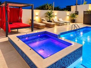 Luxe Loft Penthouse- Ironshore Montego Bay - 8