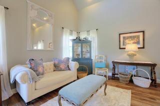 Peaceful Cottage Near Antiquing in Columbus! - 7