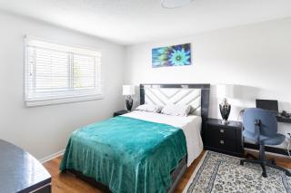 Private Bedrooms- Easy commute - 4