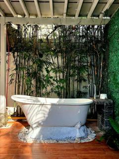 Green Villa Private Resort, Pool & Nature Escape - 4