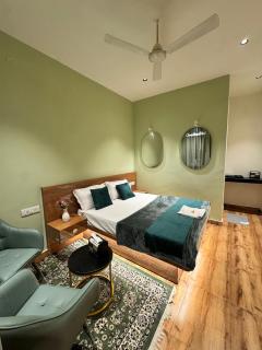 Studios & Serviced Apartments - 2