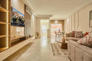 Luxury Apartment, Private Terrace & Parking Share - 8