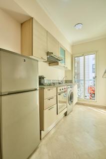 Luxury Apartment, Private Terrace & Parking Share - 5