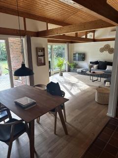Geräumiges Ferienhaus Nahe Rågeleje - 5