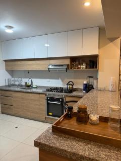Cozy, Spacious & Convenient Apartment - 5