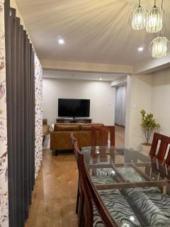 Cozy, Spacious & Convenient Apartment - 4