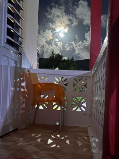 Living La Vida Local - 7