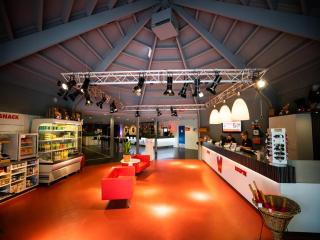 Spacious Holiday Bungalow for 8 Guests - 6