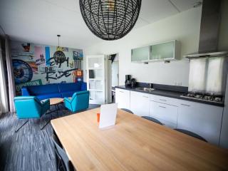 Spacious Holiday Bungalow for 8 Guests - 9