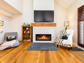 Stunning Townhouse - 3 BDRM Blue Mountain Village Sauna! - 6