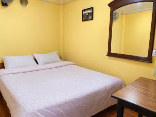 Beehive Hostel Kathmandu - 2