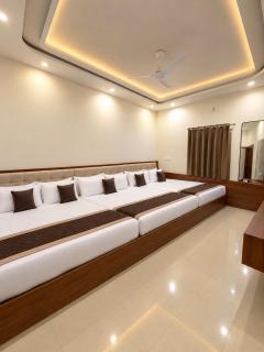 Hotel UD Palce - 3