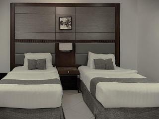 Grand Vitra Villa Hotel with Free Attach Washroom - 1