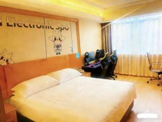 Vienna Hotel Shanghai Hongqiao National Exhibition Cente Sijing Metro Station - 5