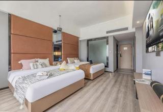V.crown Holiday Hotel - Pingzhou - 2