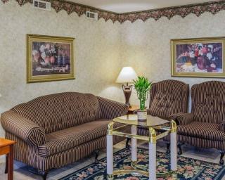 Econo Lodge Villa Rica - 5