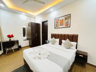 Hotel Lagoon Inn - Opp Select City Mall Saket - 9