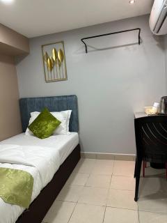 SS Grey Alor Hotel - 2
